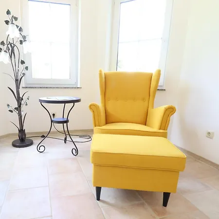 Flechtdorfer Waldblick: Spacious With Stream And Terrace *